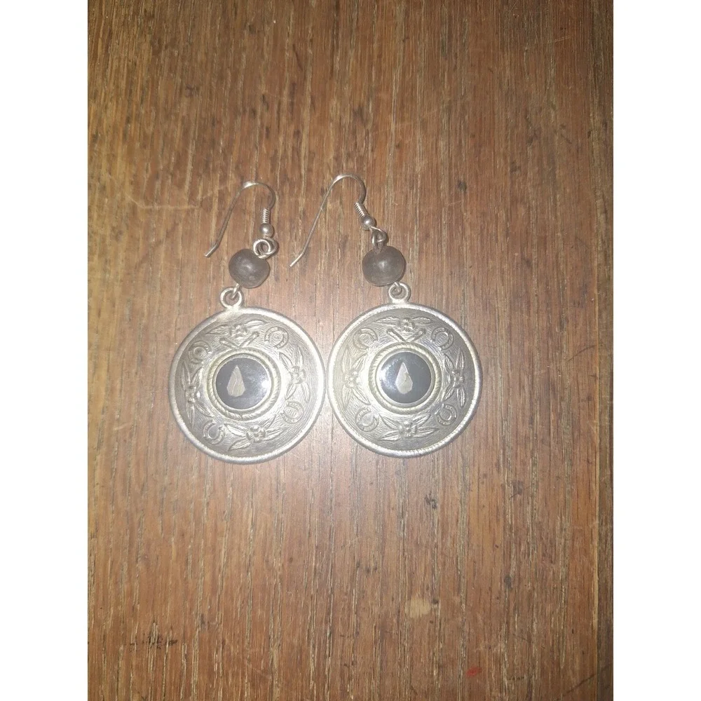 Vintage Equestrian Silver Tone Horseshoe Medallion Drop Earrings Mother‎ Pearl